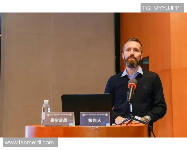 辽宁省足球明星的崛起与发展历程探讨及其对中国足球的影响